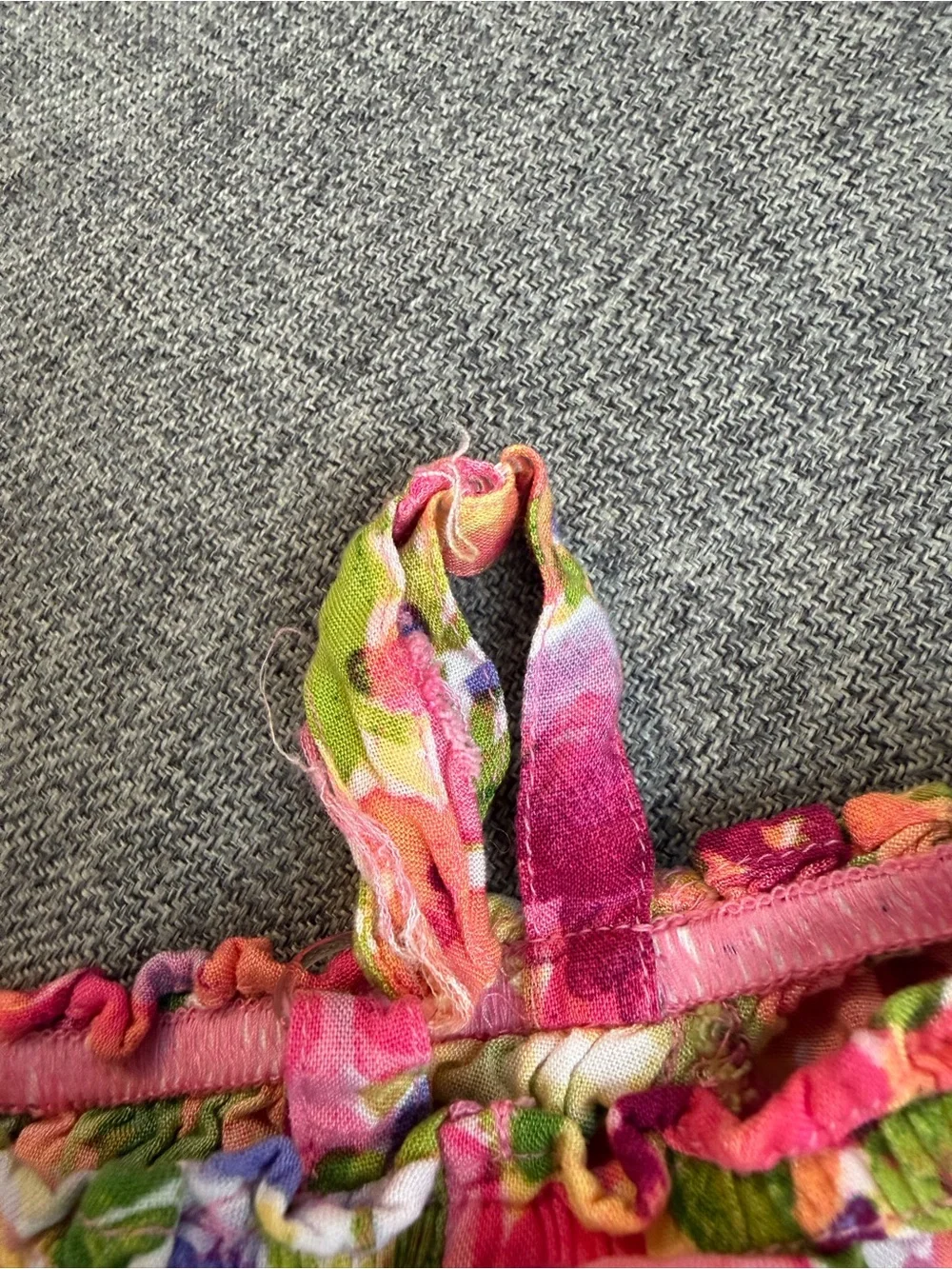 The Children's Place Pink Floral Smocked Casual Dress size 2T cold shoulder GUC - Picture 10 of 10